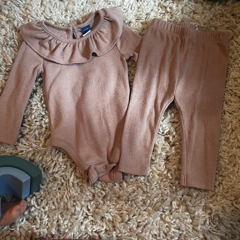 Old Navy Brown Baby top and bottom set